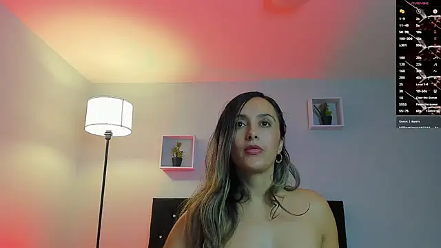 Snapshot of Victoria_Rose_ chatting on 11, 6, 2026 Victoria Rose online show from 11, 6, 2026