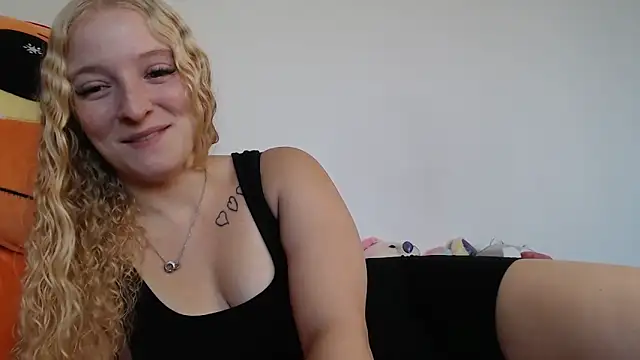 Sophie cute06 online show from 15, 12, 2025