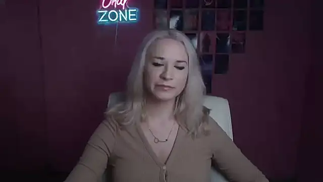 Snapshot of Melodie_Aster chatting on 6, 7, 2026 Melodie Aster online show from 6, 7, 2026