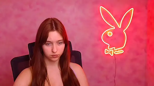 Snapshot of Lilu_May chatting on 4, 12, 2025 Lilu May online show from 4, 12, 2025