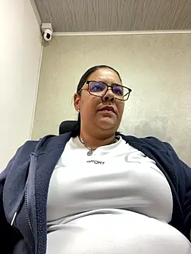 Carameloswing1 online show from 15, 1, 2026