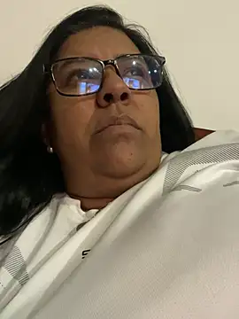 Snapshot of Carameloswing1 chatting on 31, 1, 2026 Carameloswing1 online show from 31, 1, 2026