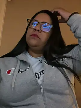 Snapshot of Carameloswing1 chatting on 8, 2, 2026 Carameloswing1 online show from 8, 2, 2026