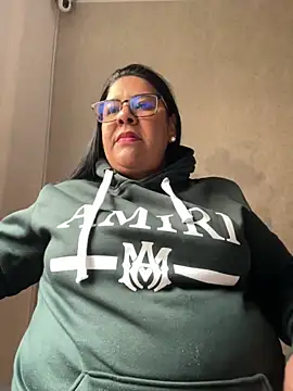 Snapshot of Carameloswing1 chatting on 9, 2, 2026 Carameloswing1 online show from 9, 2, 2026