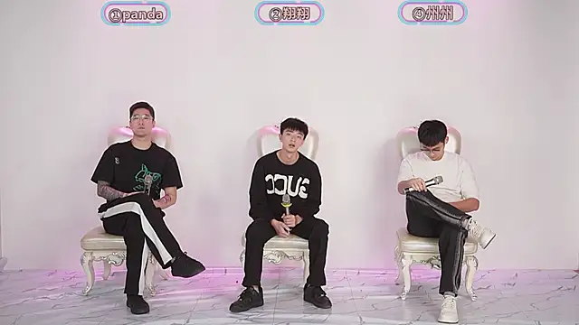 OUBA-boy online show from 3, 12, 2025