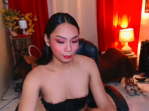 Snapshot of kylieEmparado chatting on 29, 5, 2026 kylieEmparado online show from 29, 5, 2026