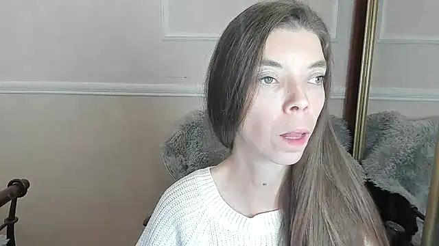 LikaAliston online show from 23, 12, 2025