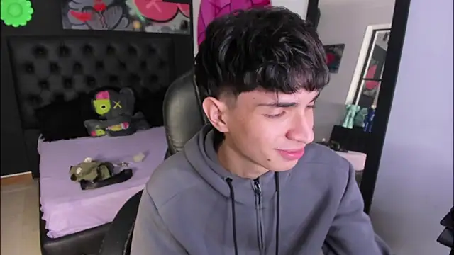 CONNOR STONNE  online show from 7, 1, 2026