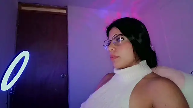 Snapshot of Adararouse1 chatting on 16, 2, 2026 Adararouse1 online show from 16, 2, 2026