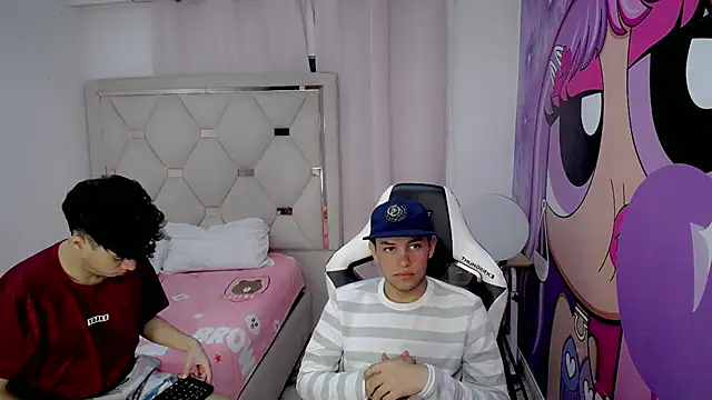 THE VIPS TWINK online show from 4, 12, 2025