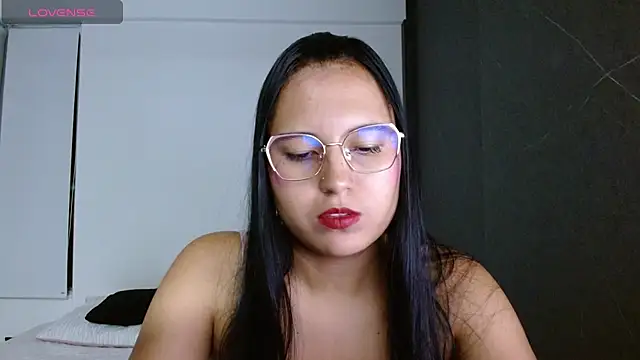 Snapshot of candy_rosemaryy chatting on 21, 3, 2026 candy rosemaryy online show from 21, 3, 2026