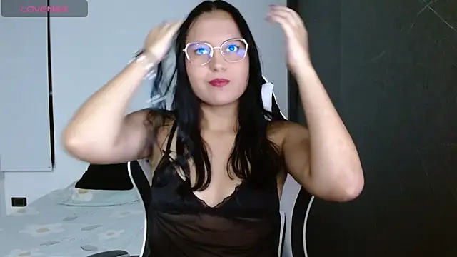 Snapshot of candy_rosemaryy chatting on 28, 4, 2026 candy rosemaryy online show from 28, 4, 2026