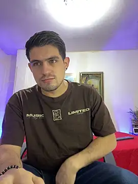 williamsmiiths16 online show from 18, 2, 2026