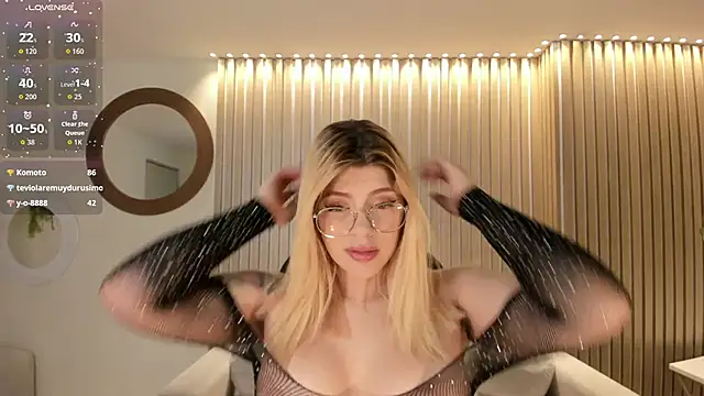 Snapshot of MadisonKane chatting on 25, 4, 2026 MadisonKane online show from 25, 4, 2026