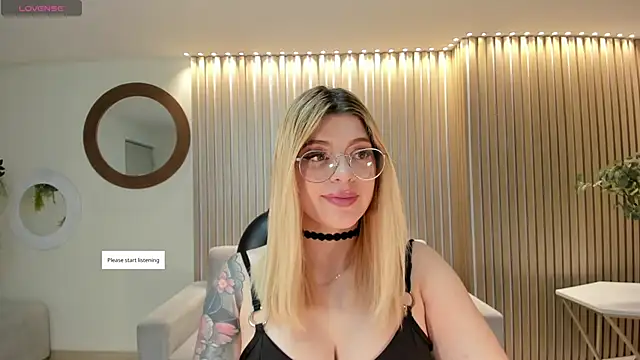 Snapshot of MadisonKane chatting on 26, 4, 2026 MadisonKane online show from 26, 4, 2026