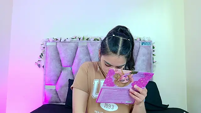 iris and damian online show from 20, 4, 2026