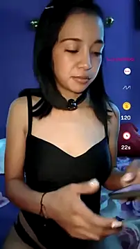 Snapshot of Honey_bun06 chatting on 17, 7, 2026 Honey bun06 online show from 17, 7, 2026