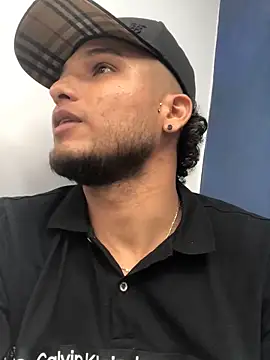 Snapshot of modeloxtz chatting on 12, 2, 2026 modeloxtz online show from 12, 2, 2026