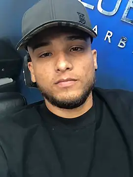 Snapshot of modeloxtz chatting on 22, 3, 2026 modeloxtz online show from 22, 3, 2026