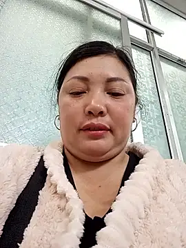 sary-hot2x online show from 26, 2, 2026