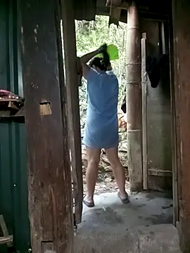 sary-hot2x online show from 16, 4, 2026