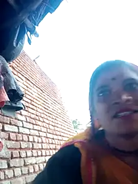 Jyoti sharma0 online show from 5, 12, 2025