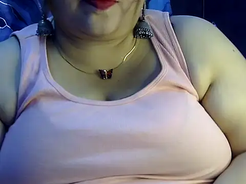 Snapshot of Soniya_Sha chatting on 13, 7, 2026 Soniya Sha online show from 13, 7, 2026