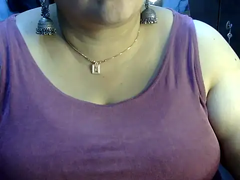 Snapshot of Soniya_Sha chatting on 28, 7, 2026 Soniya Sha online show from 28, 7, 2026