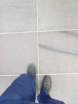 boyfromMum bai online show from 12, 1, 2026