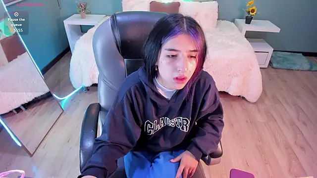 Celeste Rous   online show from 19, 3, 2026