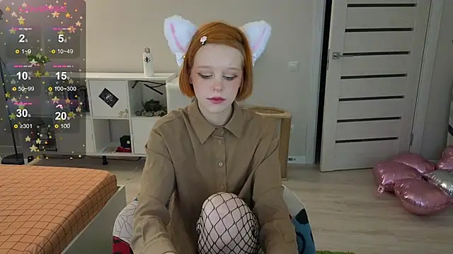 Lace Thrill online show from 25, 2, 2026