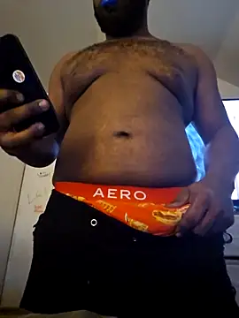 iLOVETRAY96 online show from 7, 2, 2026