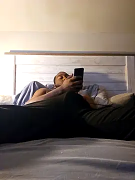 iLOVETRAY96 online show from 23, 2, 2026