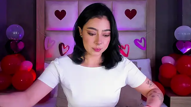 TaniaRedd  online show from 14, 2, 2026