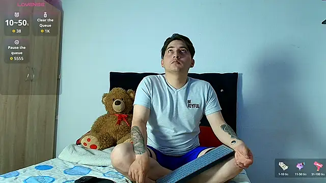 Snapshot of ethan__01 chatting on 4, 12, 2025 ethan 01 online show from 4, 12, 2025