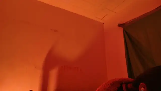 Snapshot of MoonLipsON- chatting on 5, 5, 2026 MoonLipsON- online show from 5, 5, 2026