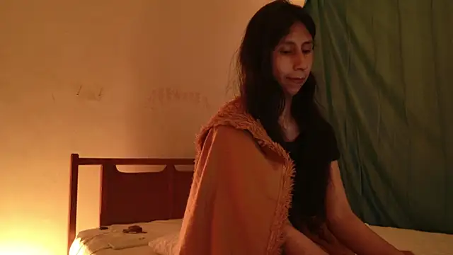 Snapshot of MoonLipsON- chatting on 30, 5, 2026 MoonLipsON- online show from 30, 5, 2026
