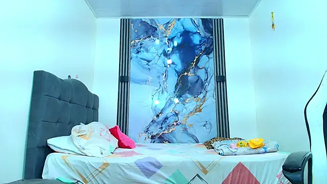 Valentina and sneider  online show from 17, 2, 2026