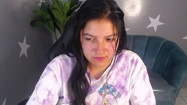 Snapshot of eva_smit_t chatting on 4, 12, 2025 eva smit t online show from 4, 12, 2025