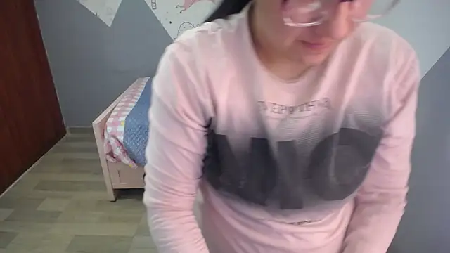 Snapshot of eva_smit_t chatting on 7, 1, 2026 eva smit t online show from 7, 1, 2026