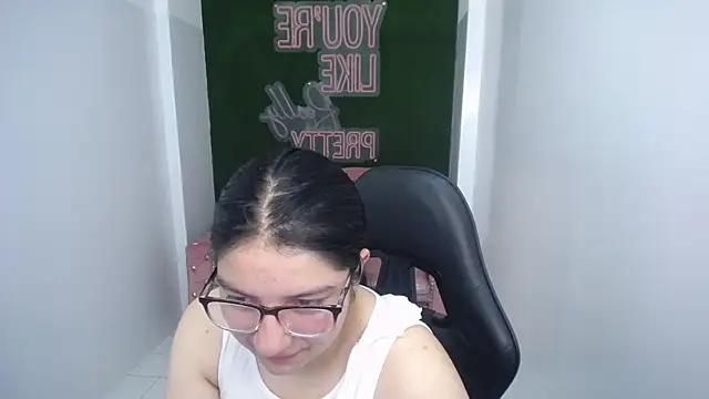 Snapshot of eva_smit_t chatting on 14, 2, 2026 eva smit t online show from 14, 2, 2026