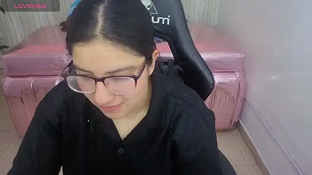 Snapshot of eva_smit_t chatting on 24, 2, 2026 eva smit t online show from 24, 2, 2026