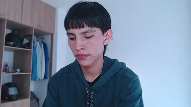 andrew courtzz online show from 13, 2, 2026