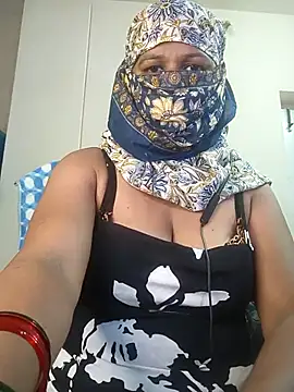 Preeti345 online show from 22, 6, 2026