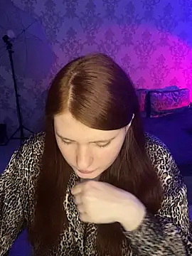 NicollVeys online show from 5, 12, 2025