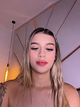 Sophie-velvet online show from 8, 7, 2026