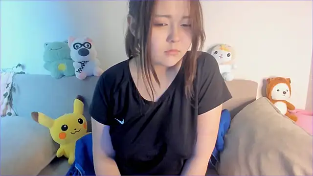 Snapshot of minji_snow chatting on 4, 2, 2026 minji snow online show from 4, 2, 2026