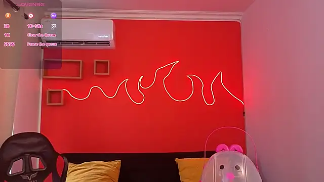 Neo Twink online show from 5, 4, 2026