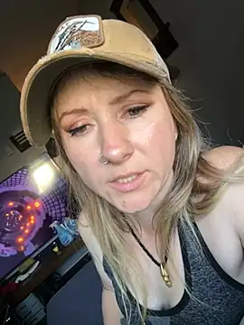 alluringpixie online show from 25, 3, 2026