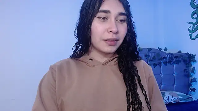 naomybenedetti online show from 13, 1, 2026